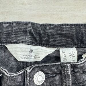 H&M Wide High-Waist Jeans in Washed Black